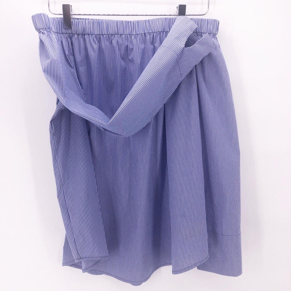 Philosophy Off Shoulder Seersucker Blouse - Picture 4 of 5